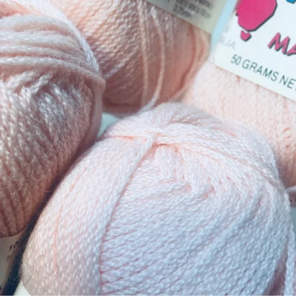 Villawool 5 Ply Machinewash Yarn Lot Of 8 Skeins 280 Lot 8 + 1 Skein 13 Lot 105 - Picture 8 of 12